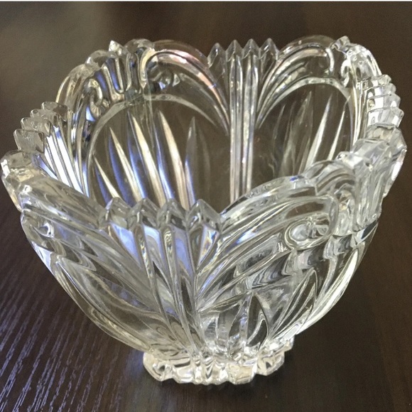 Augustina Oneida Crystal 4-1/2" Oval Bowl Made in Germany Discontinued - Picture 5 of 7